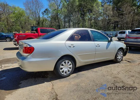 2005 Toyota Camry Le из США, поврежденный, VIN 4T1BE30K45U004898